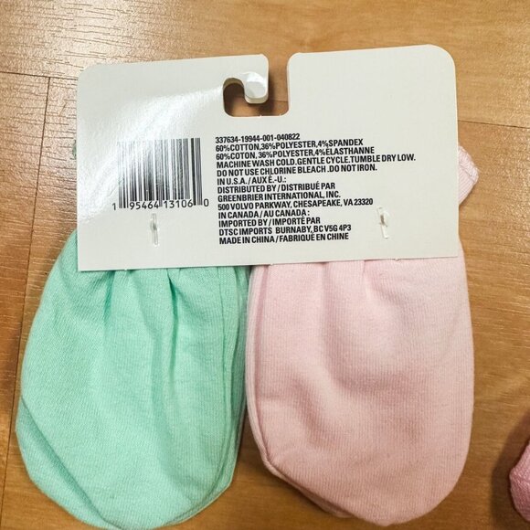 NWT Angel of Mine Bundle of 2 Baby Socks & Mittens NEW - Picture 7 of 7